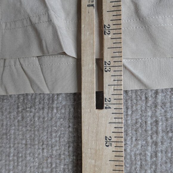 St.John Womens Top 2 Beige Metallic Silk Blend Short Sleeve - Picture 3 of 9